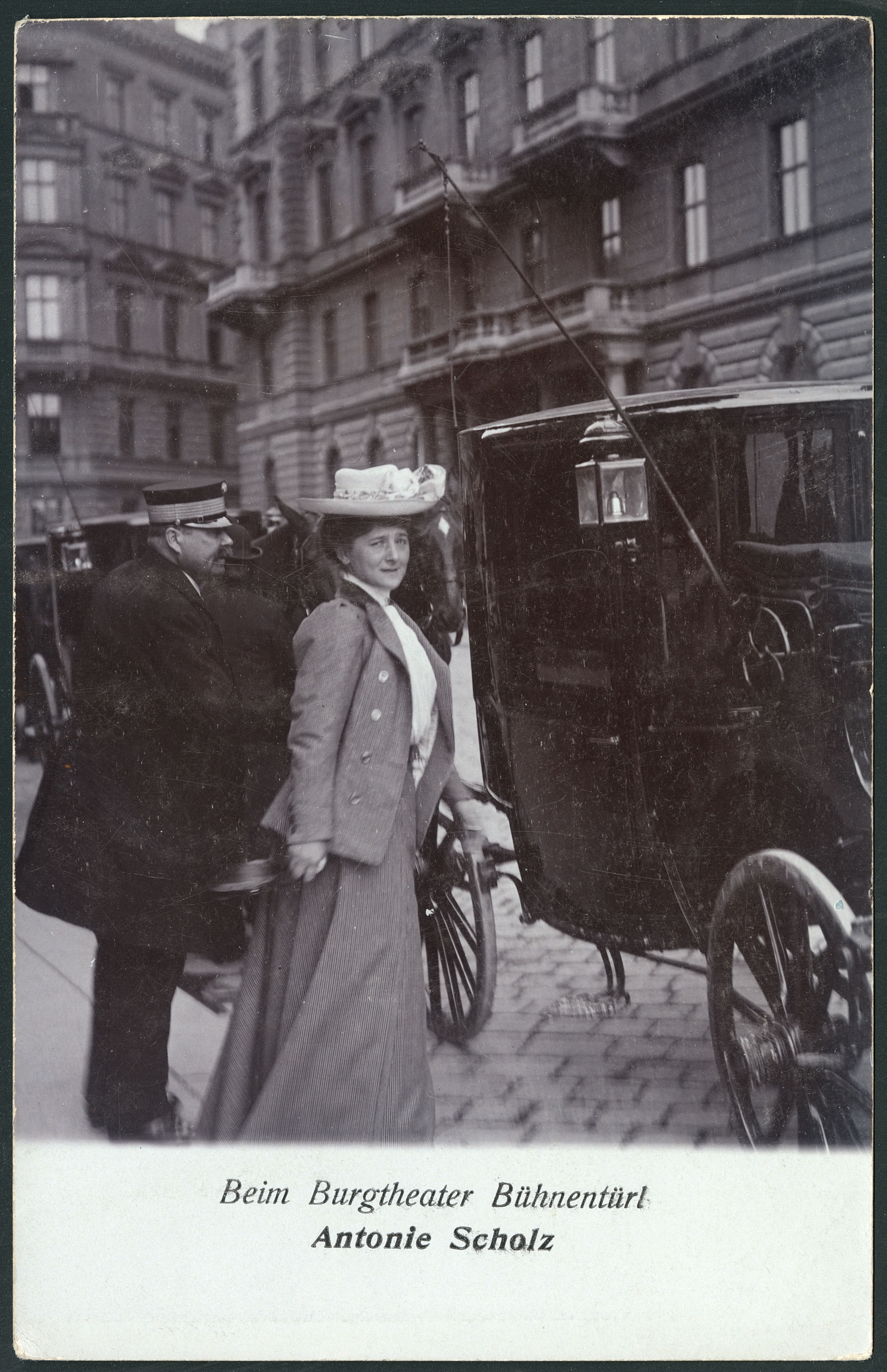 250 Jahre Burg - Beim Burgtheater Bühnentürl
