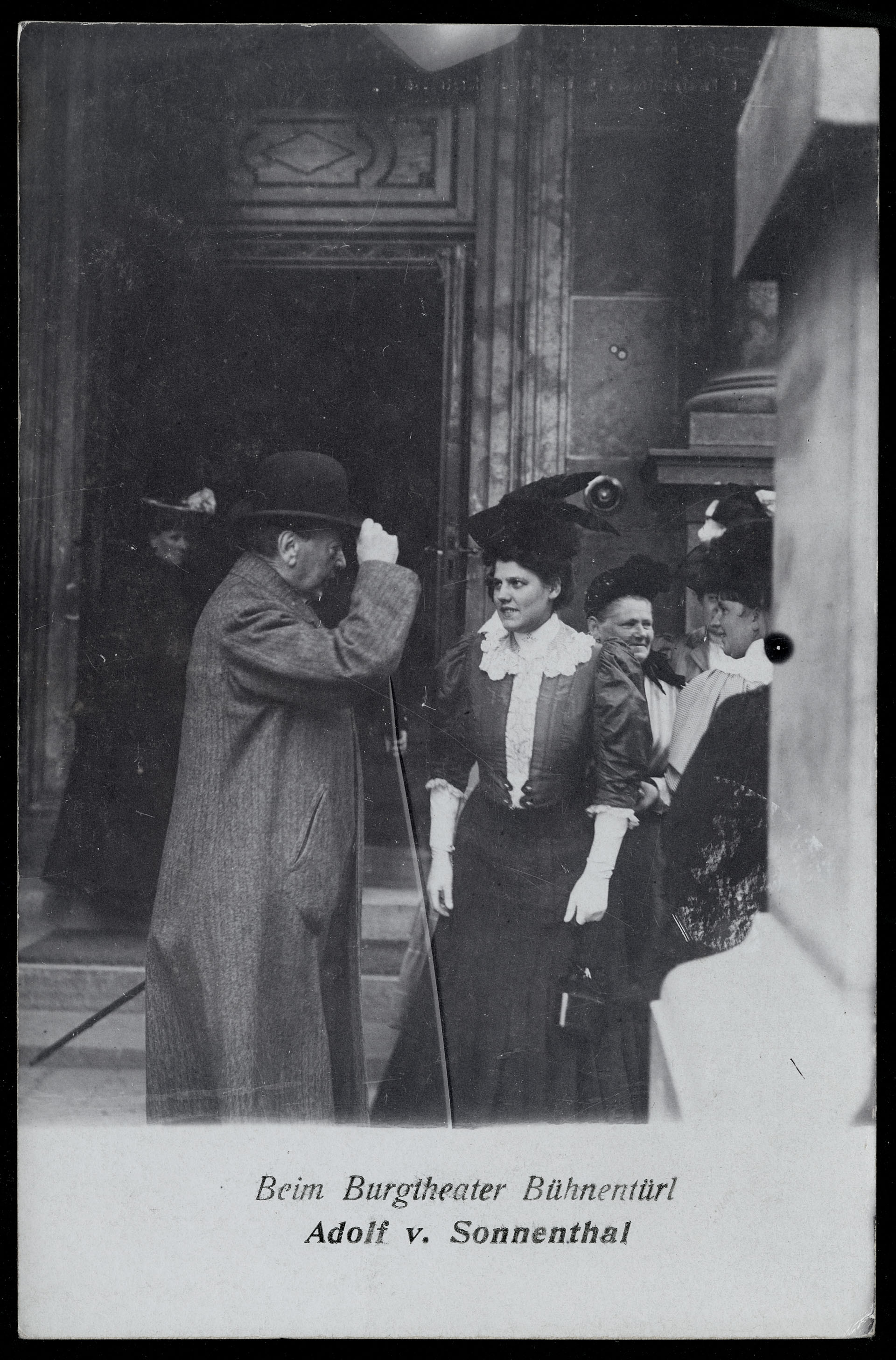 250 Jahre Burg - Beim Burgtheater Bühnentürl